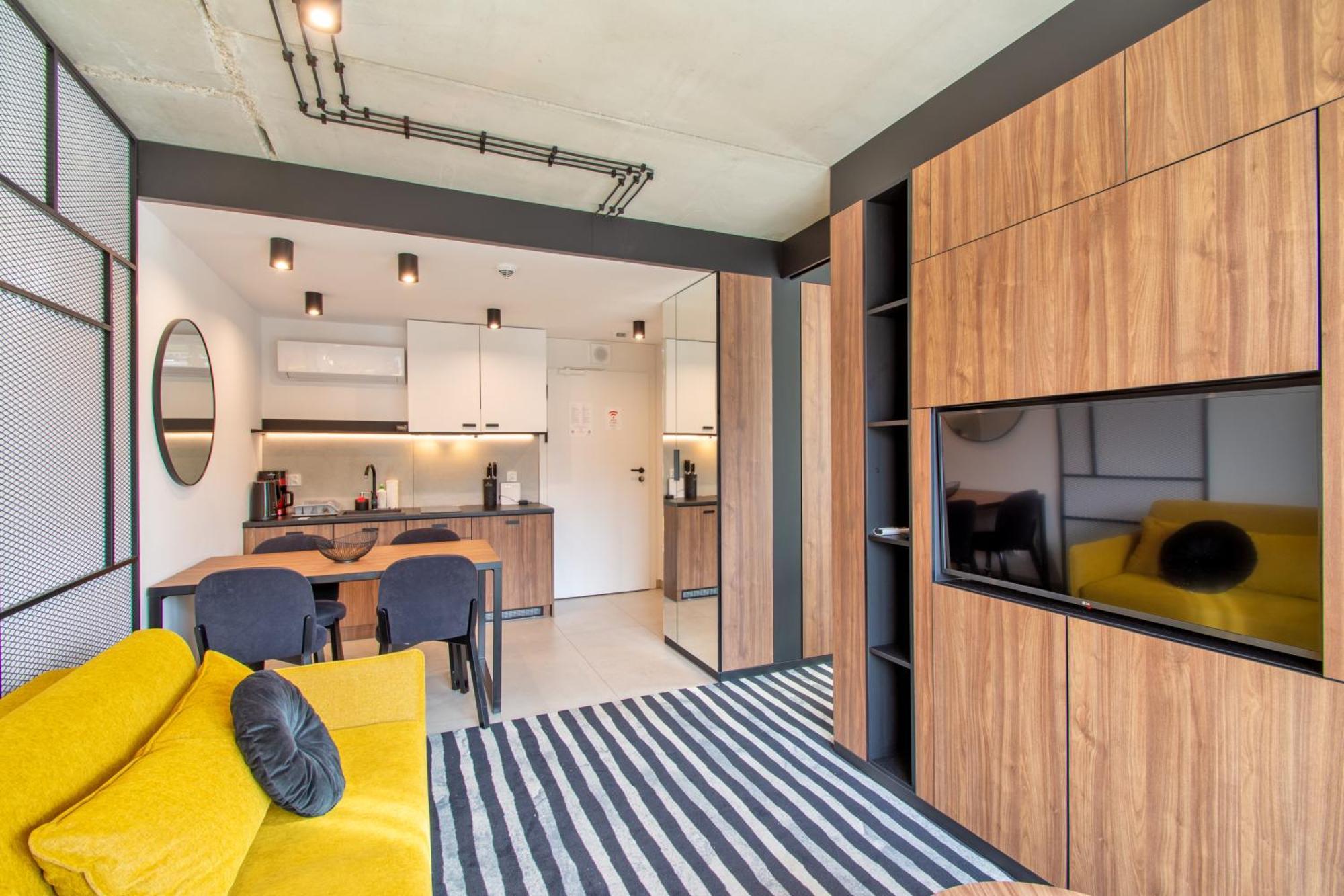 Rentplanet - Port Apartment *